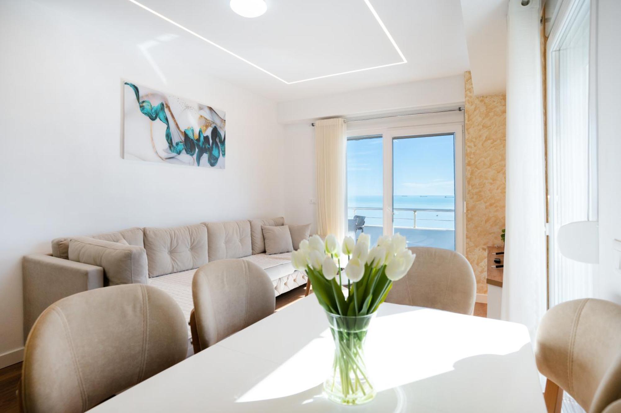 The Blue Pearl Apartment 2 Durrës Exterior foto